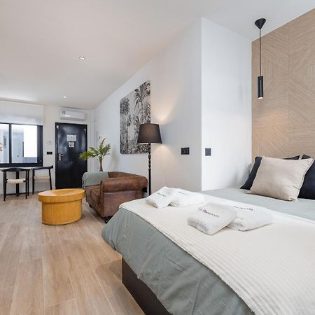 C56 - Studio With Amazing Terrace In The Centre Malaga Bagian luar foto